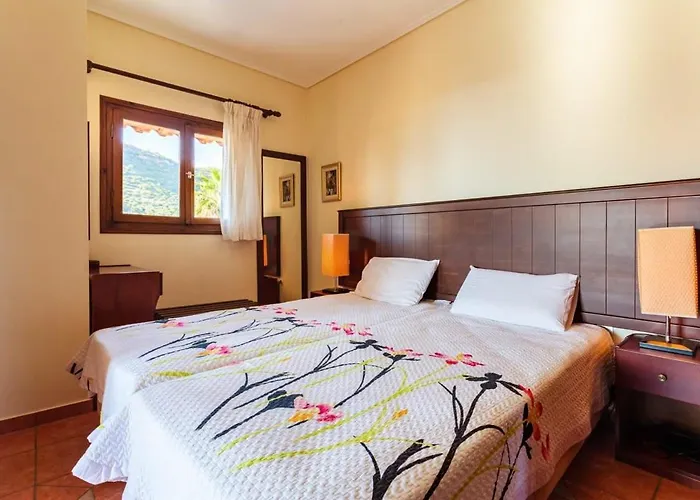 Mani Garden Haven - Private Retreat In Stoupa * Lévktron